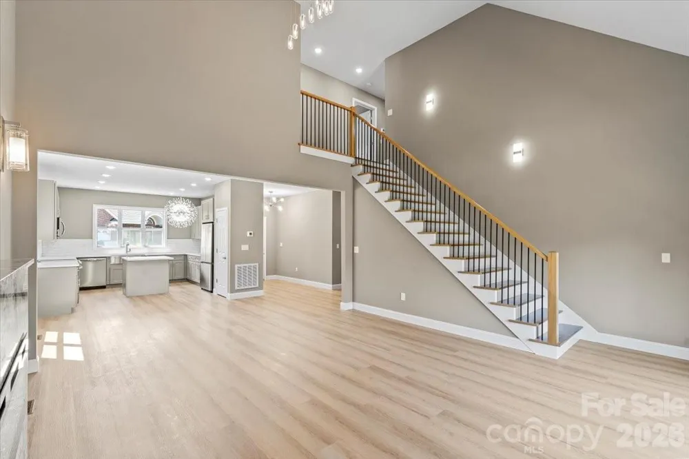 1033 12th Avenue Drive NW Hickory, NC 28601