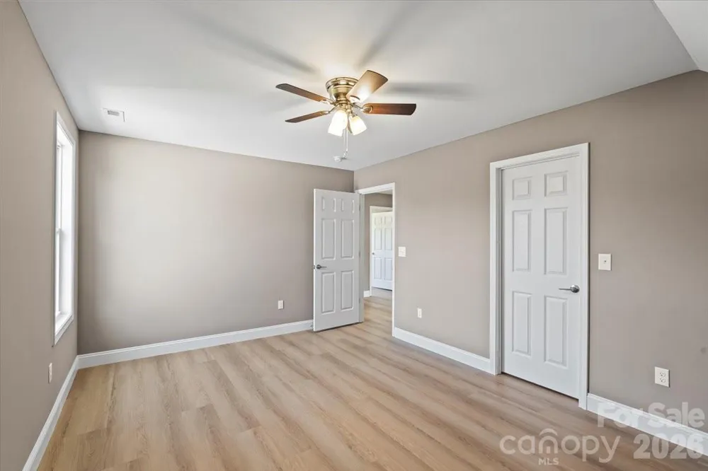 1033 12th Avenue Drive NW Hickory, NC 28601
