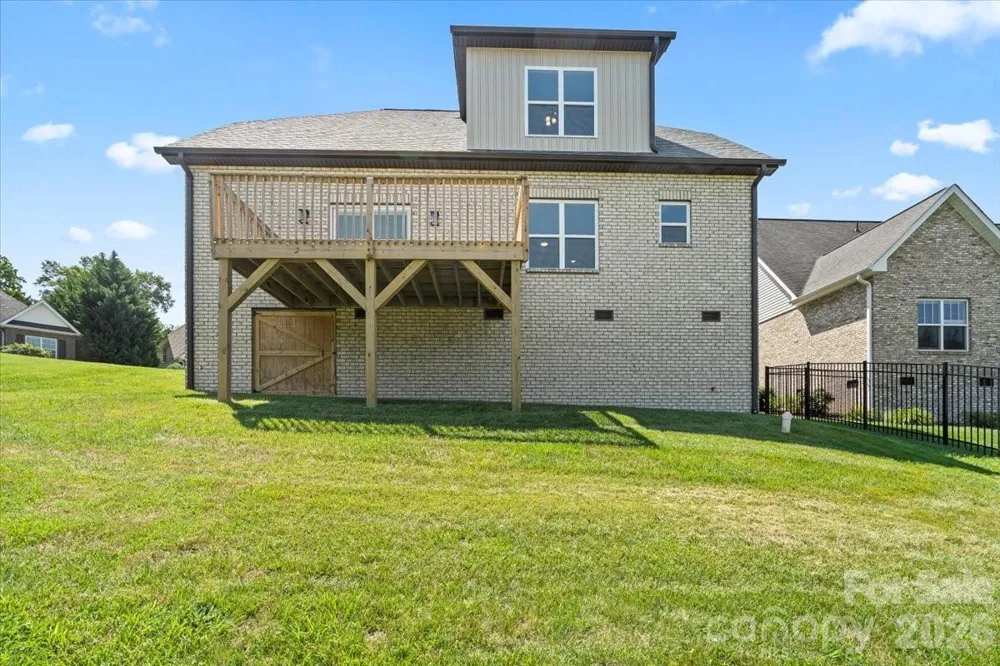 1033 12th Avenue Drive NW Hickory, NC 28601