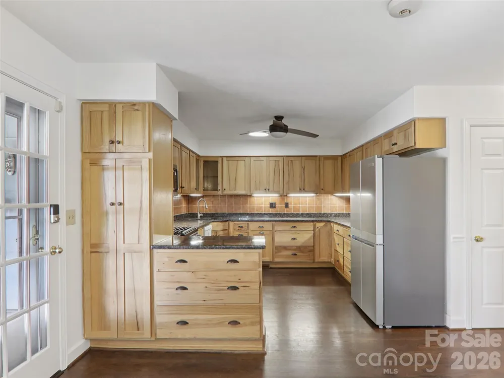 927 Ladson Road Mills River, NC 28759