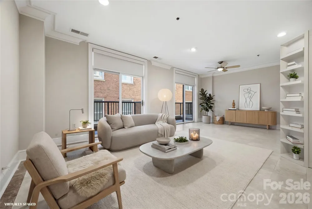 21 Battery Park Avenue #307 Asheville, NC 28801