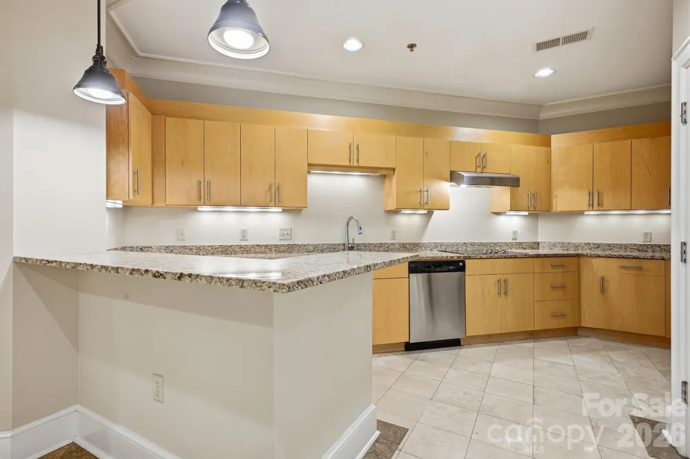 21 Battery Park Avenue #307 Asheville, NC 28801