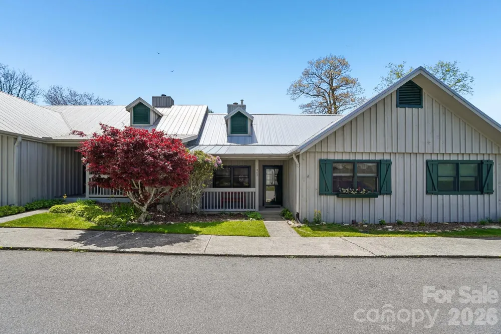 302 Eagles Nest Court S Mars Hill, NC 28754