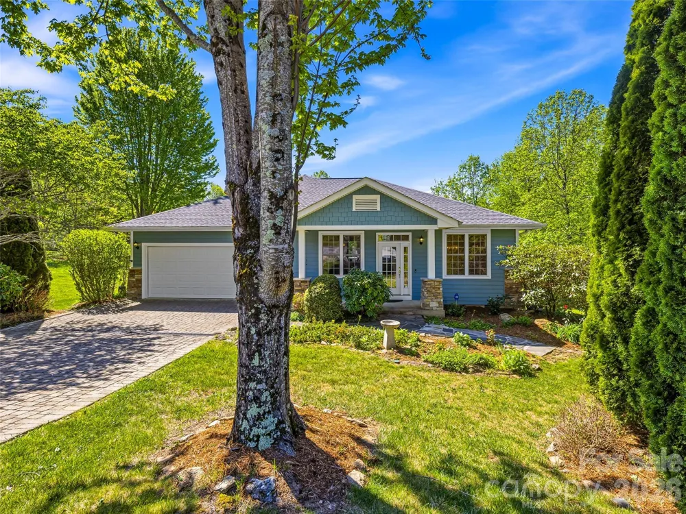 35 Stonecrest Court Flat Rock, NC 28731