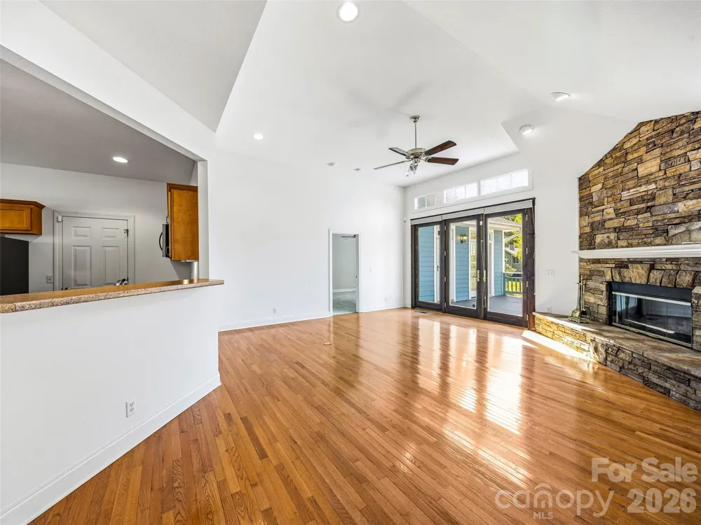 35 Stonecrest Court Flat Rock, NC 28731