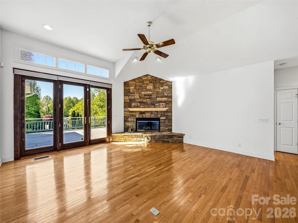 35 Stonecrest Court Flat Rock, NC 28731
