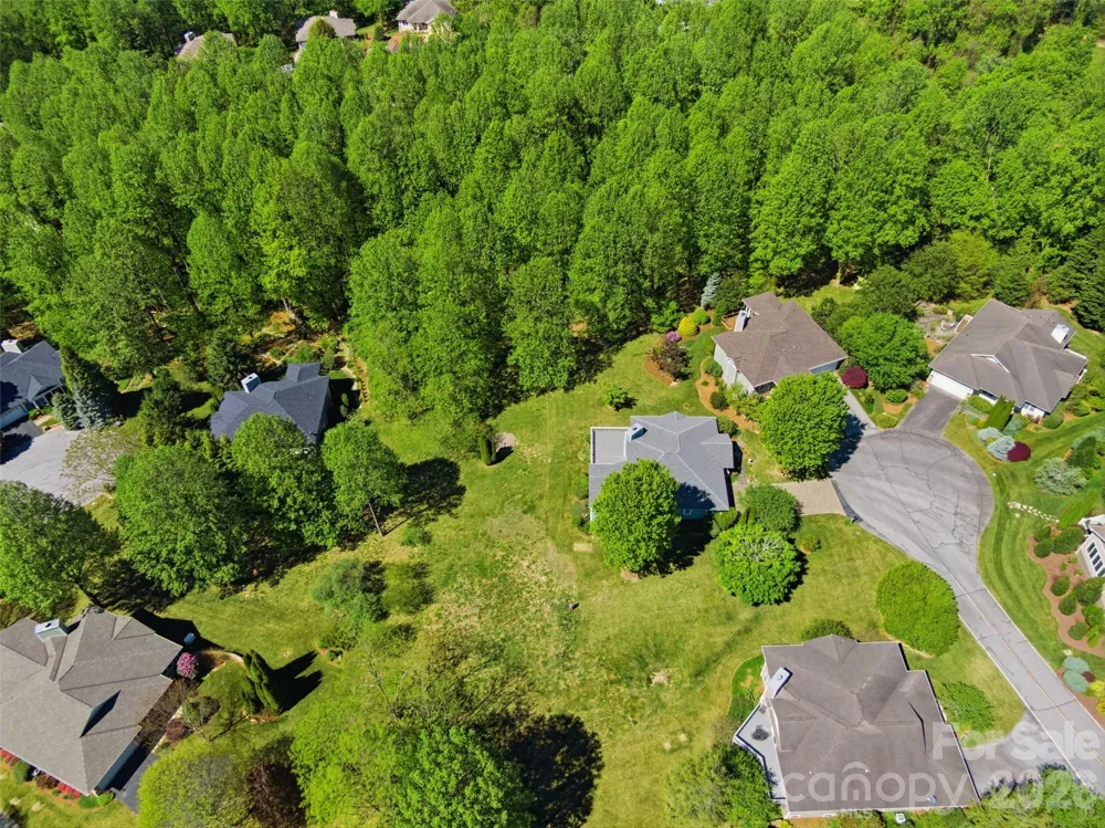 35 Stonecrest Court Flat Rock, NC 28731
