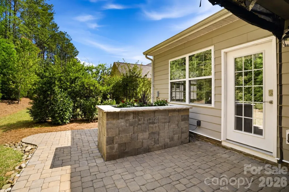 124 Van Gogh Trail Mount Holly, NC 28120