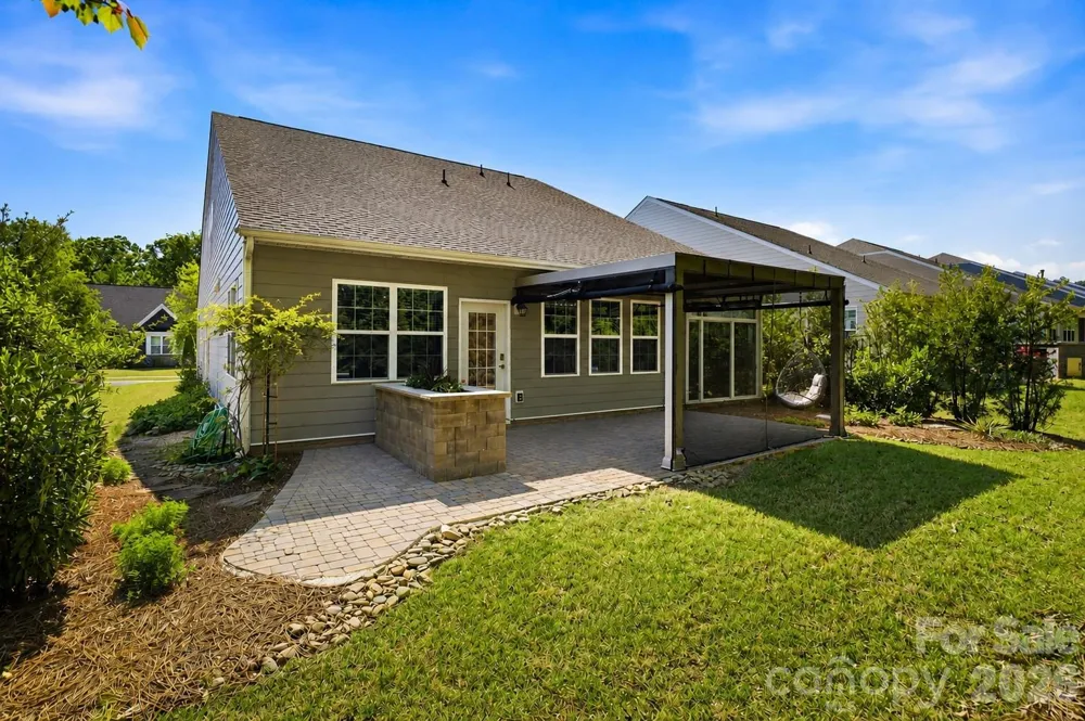 124 Van Gogh Trail Mount Holly, NC 28120