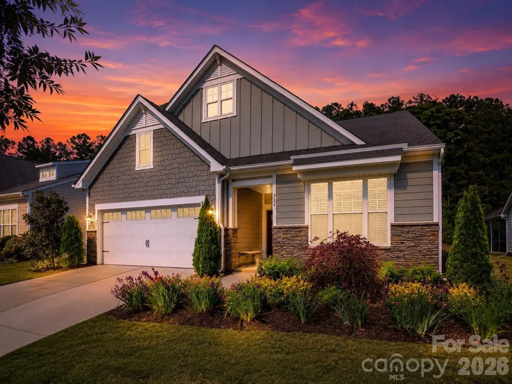 124 Van Gogh Trail Mount Holly, NC 28120