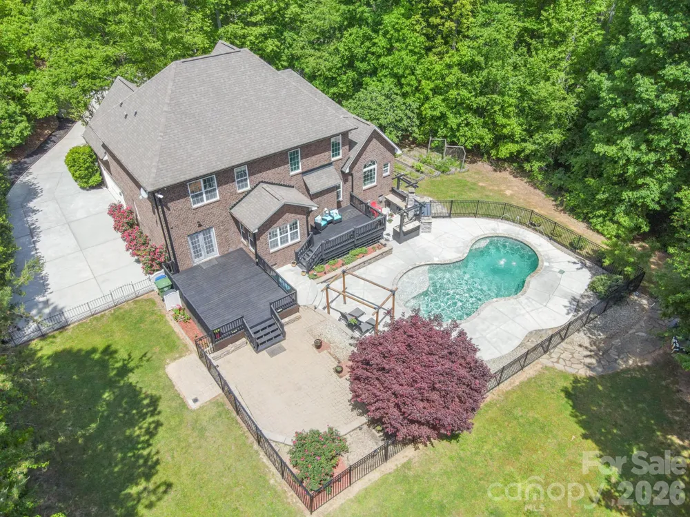 516 Shady Oaks Drive Stanley, NC 28164