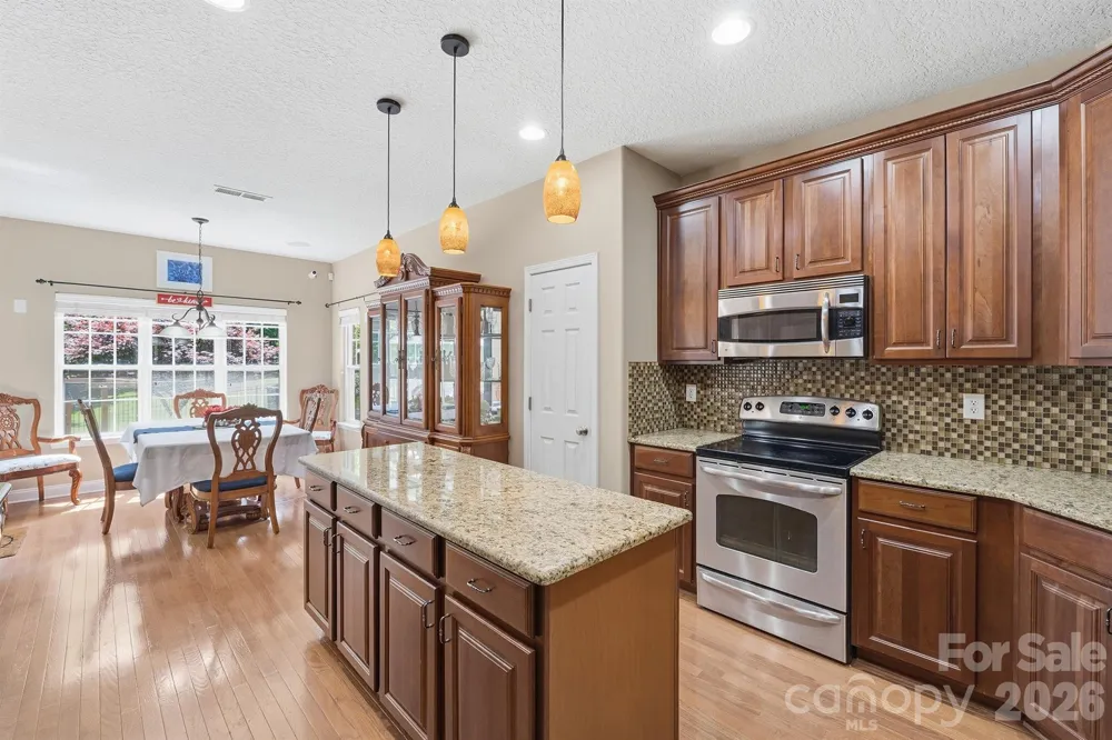 516 Shady Oaks Drive Stanley, NC 28164