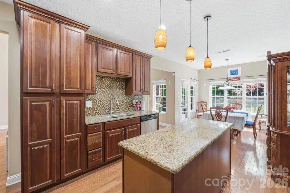 516 Shady Oaks Drive Stanley, NC 28164