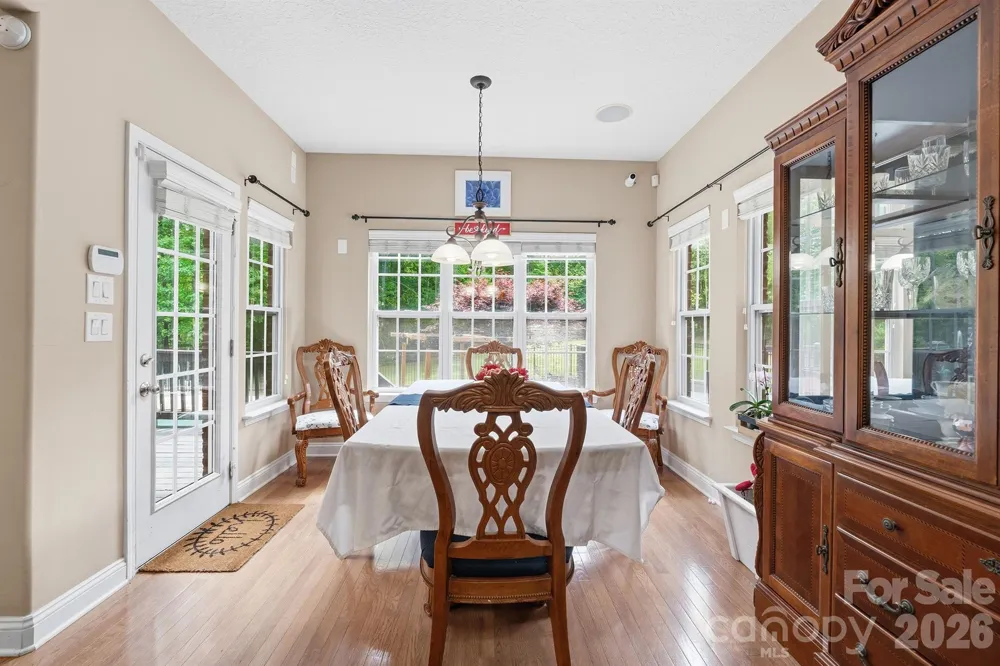516 Shady Oaks Drive Stanley, NC 28164