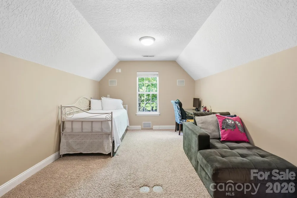 516 Shady Oaks Drive Stanley, NC 28164