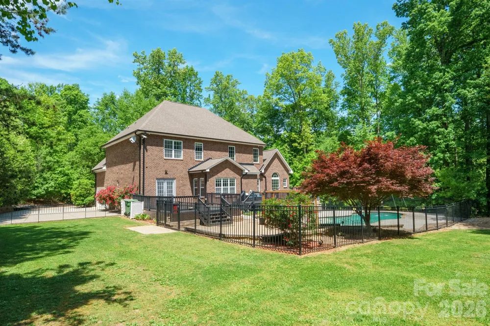 516 Shady Oaks Drive Stanley, NC 28164