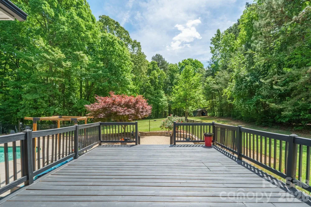 516 Shady Oaks Drive Stanley, NC 28164