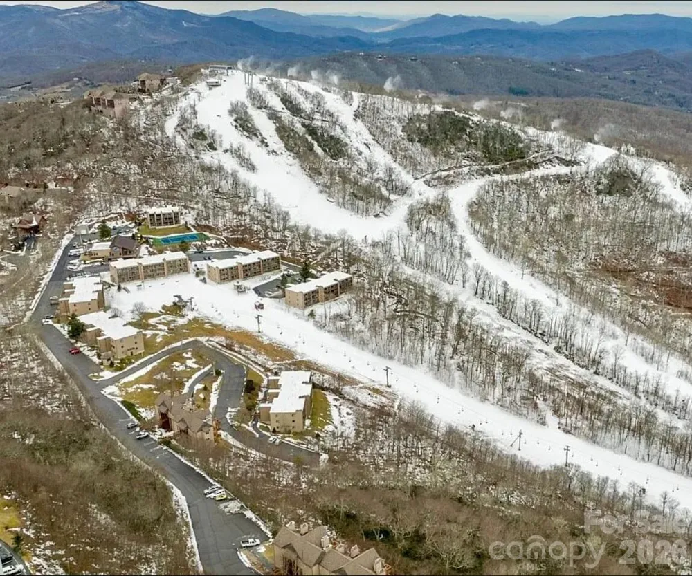 101 Sugar Ski Drive #112 Banner Elk, NC 28604