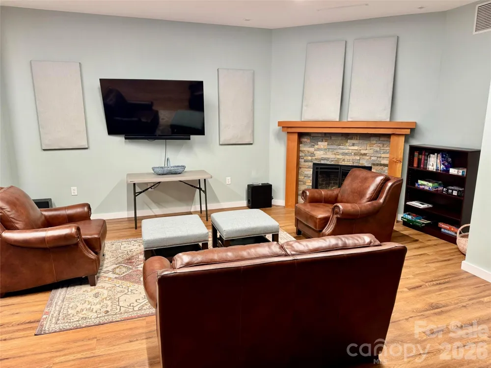 101 Sugar Ski Drive #112 Banner Elk, NC 28604