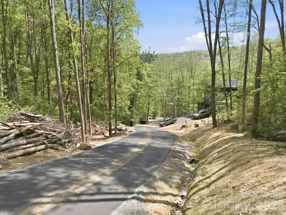 122 Running Deer Lane Mars Hill, NC 28754
