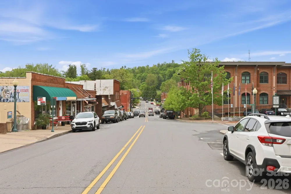 122 Running Deer Lane Mars Hill, NC 28754