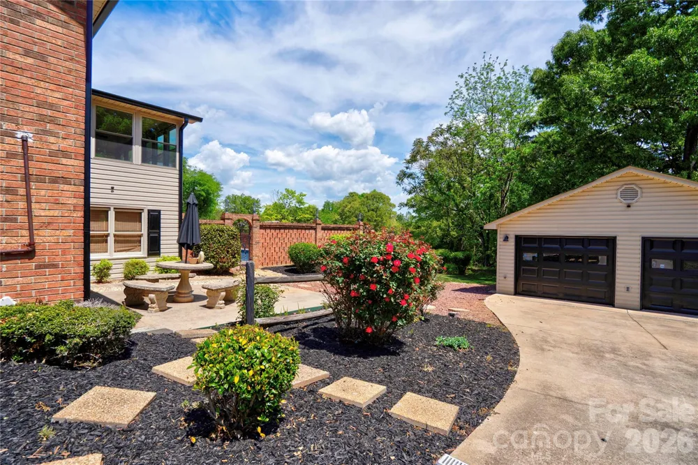 176 Knollwood Drive Forest City, NC 28043