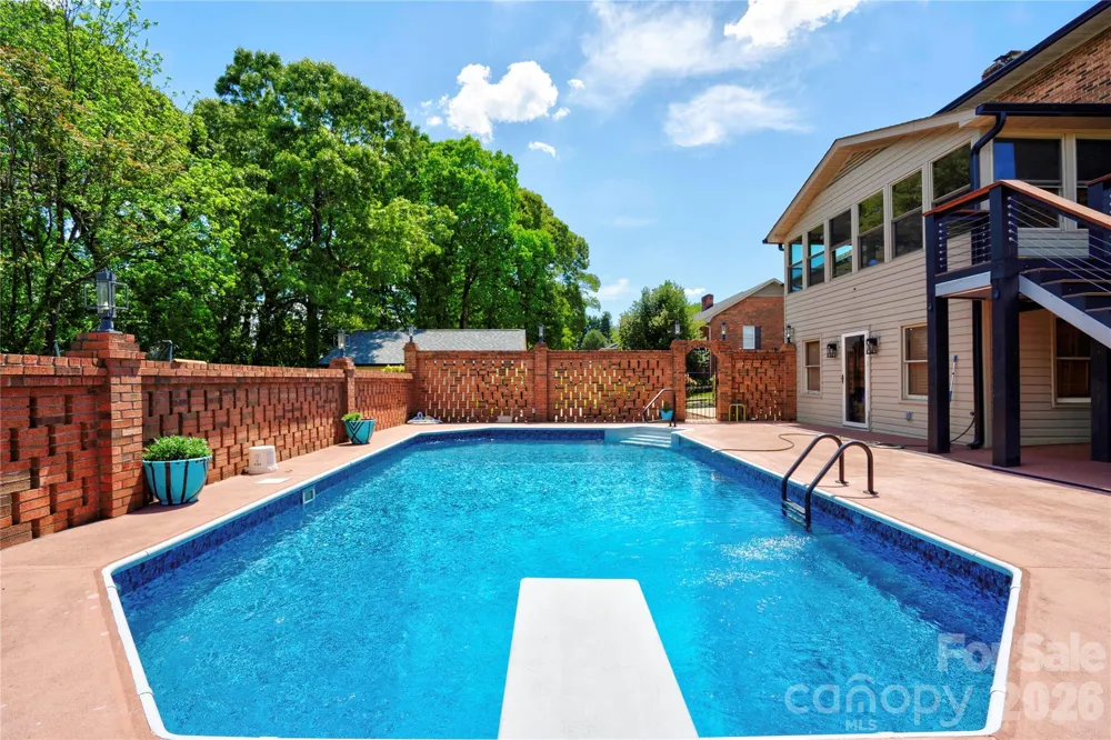 176 Knollwood Drive Forest City, NC 28043