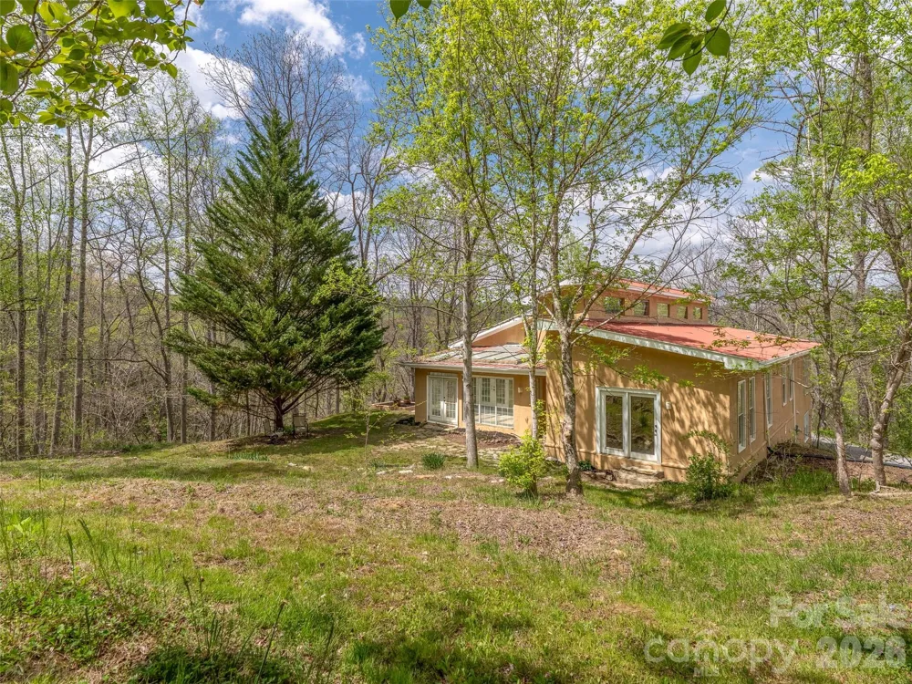 76 Raven Rock Lane Marshall, NC 28753