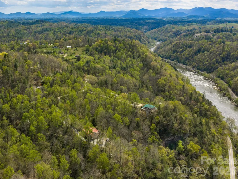 76 Raven Rock Lane Marshall, NC 28753