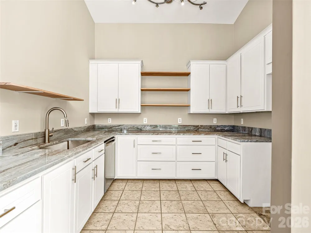 76 Raven Rock Lane Marshall, NC 28753