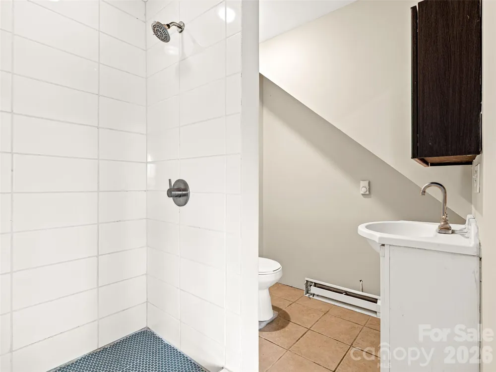 76 Raven Rock Lane Marshall, NC 28753