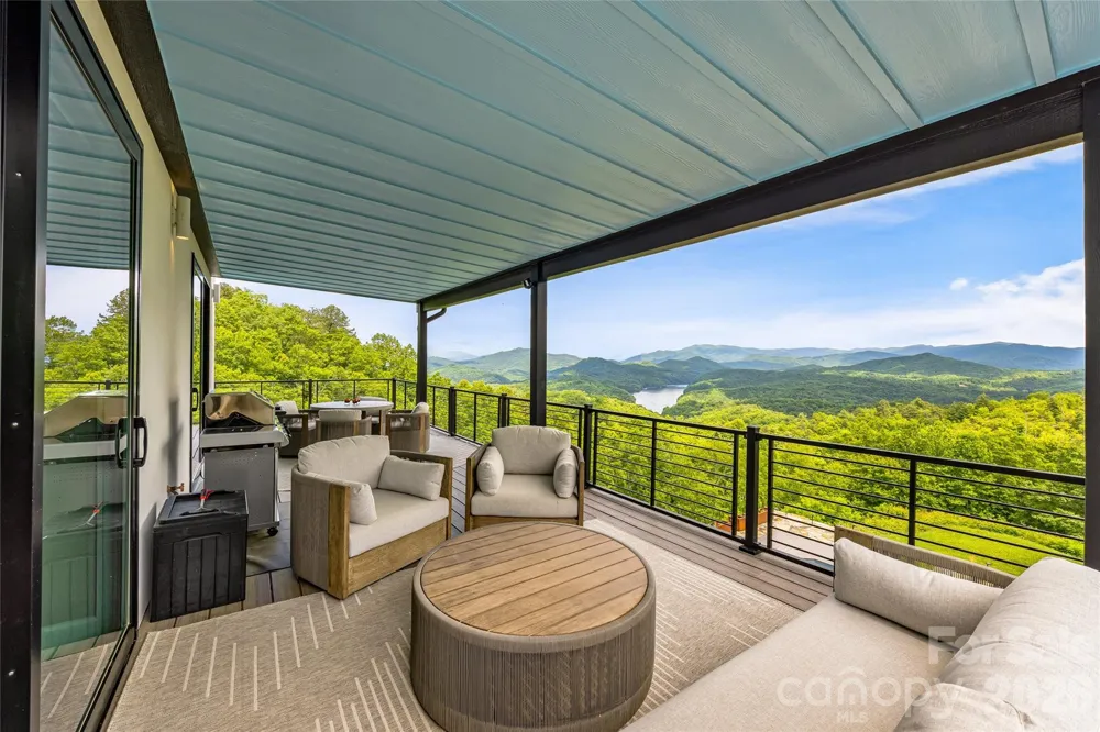 840 Fontana Trace Drive Almond, NC 28702