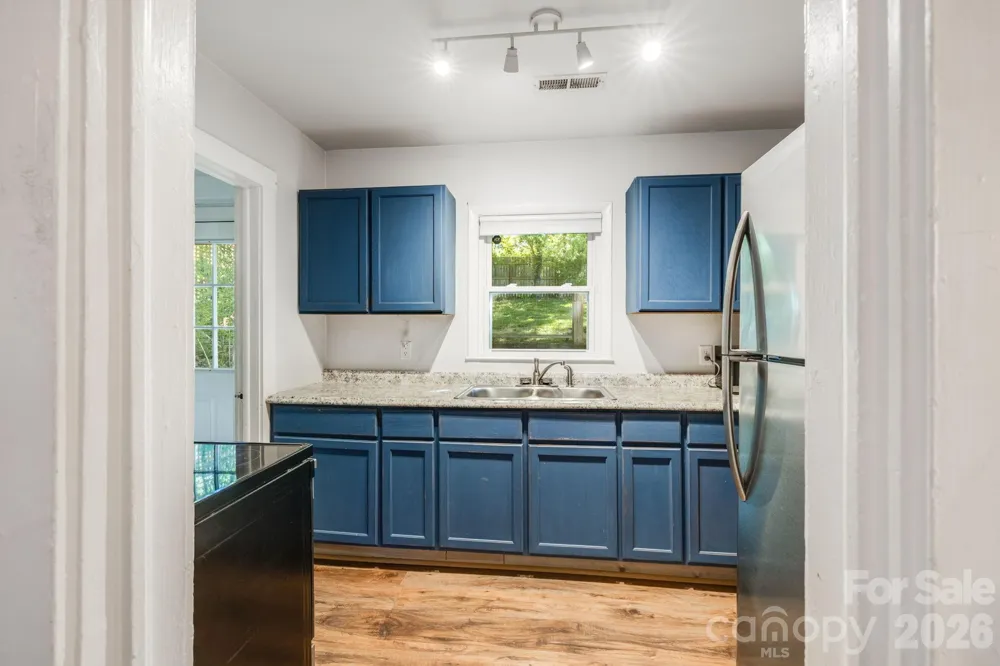 1148 Charlotte Highway Fairview, NC 28730