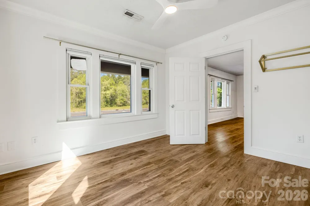 1148 Charlotte Highway Fairview, NC 28730