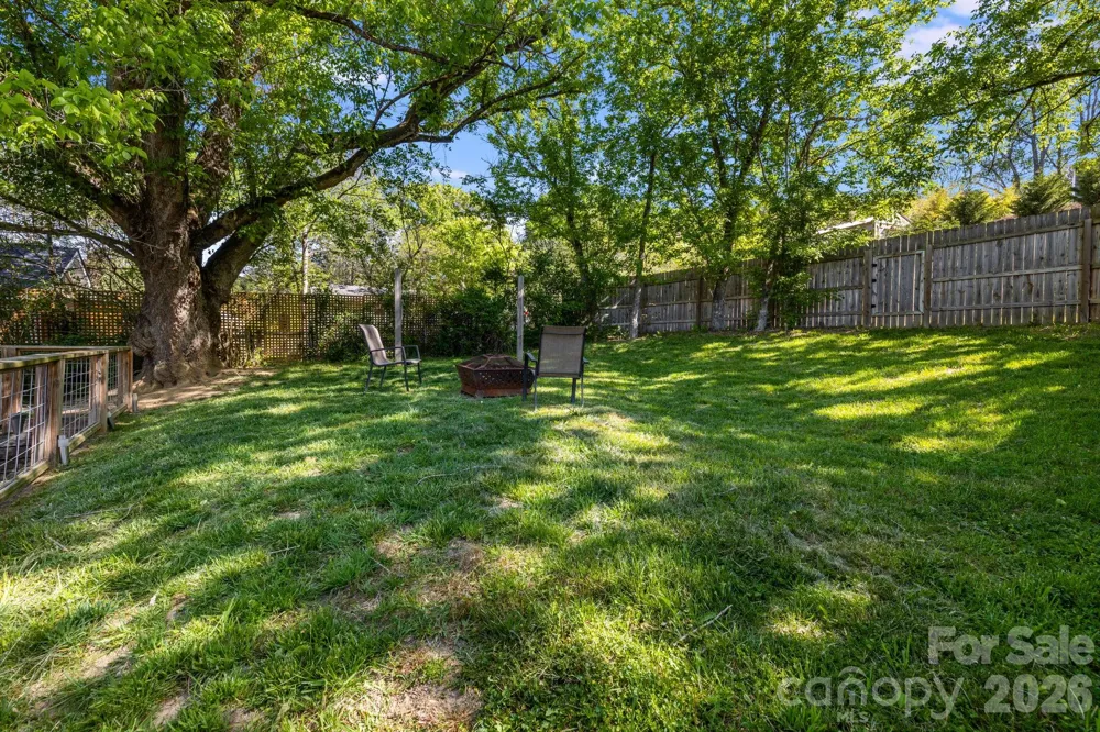 1148 Charlotte Highway Fairview, NC 28730