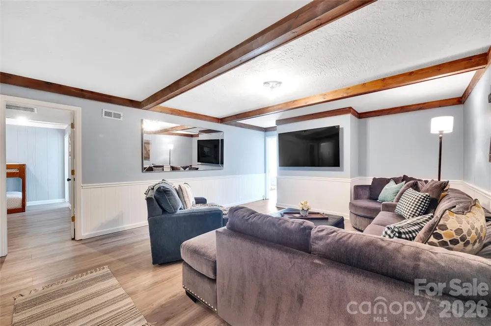 10 High Meadows Drive Candler, NC 28715