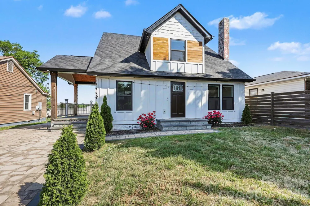 6 E Sunrise Avenue Thomasville, NC 27360