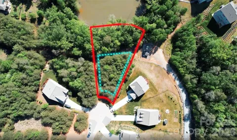 18524 Mainsail Court