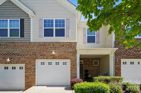 3297 Yarmouth Lane
