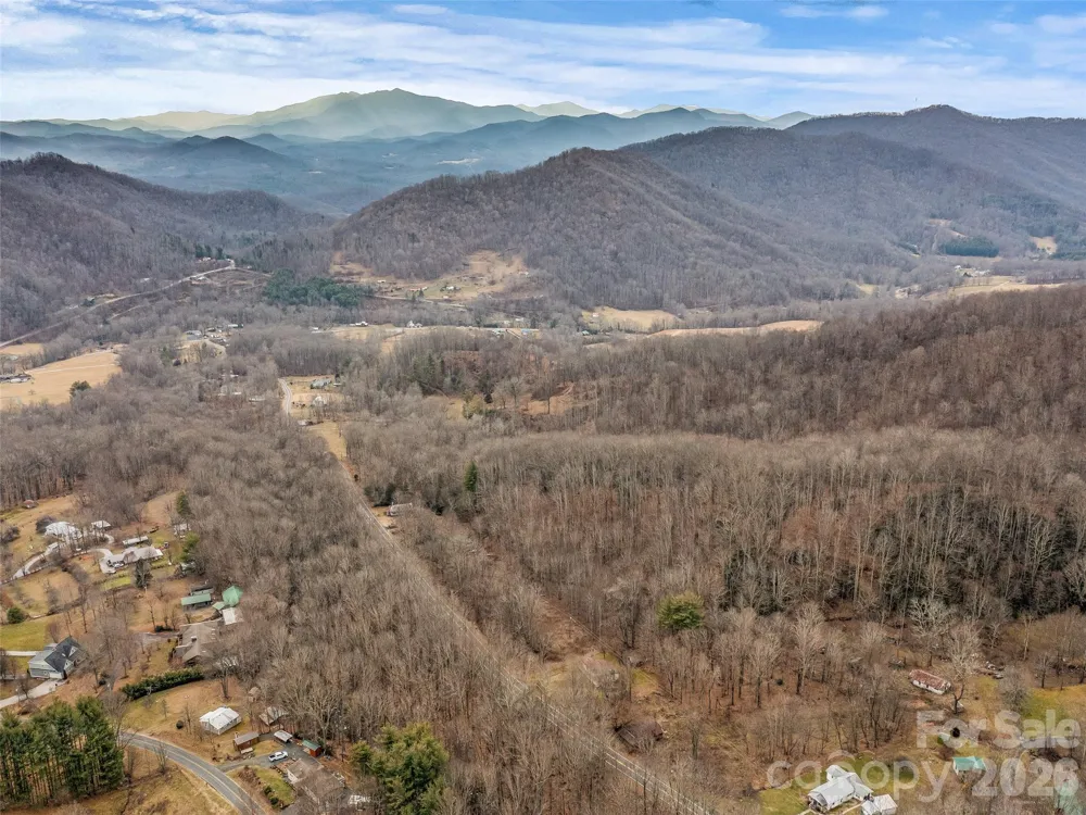 625 Cook Town Road Bakersville, NC 28705