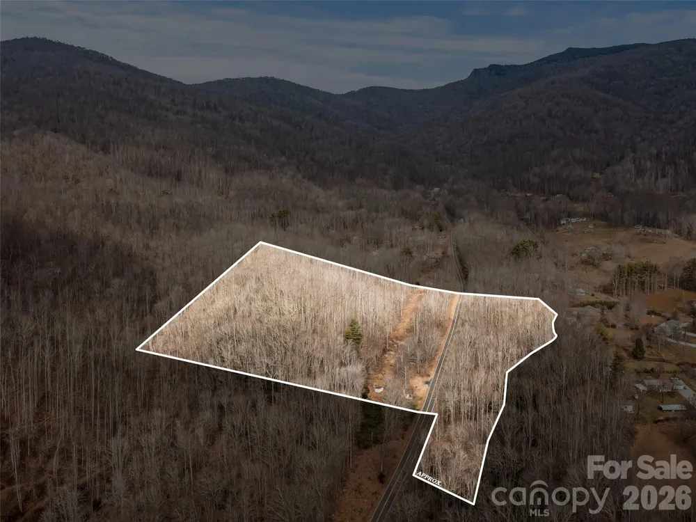 625 Cook Town Road Bakersville, NC 28705