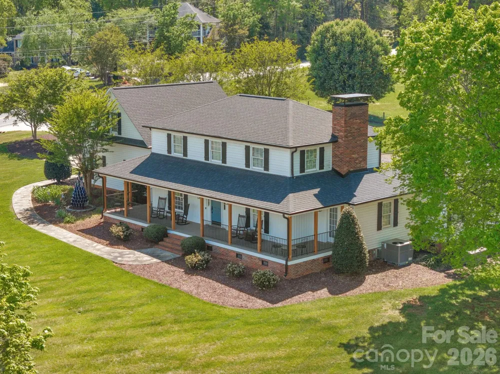 8698 Rocky River Road Harrisburg, NC 28075