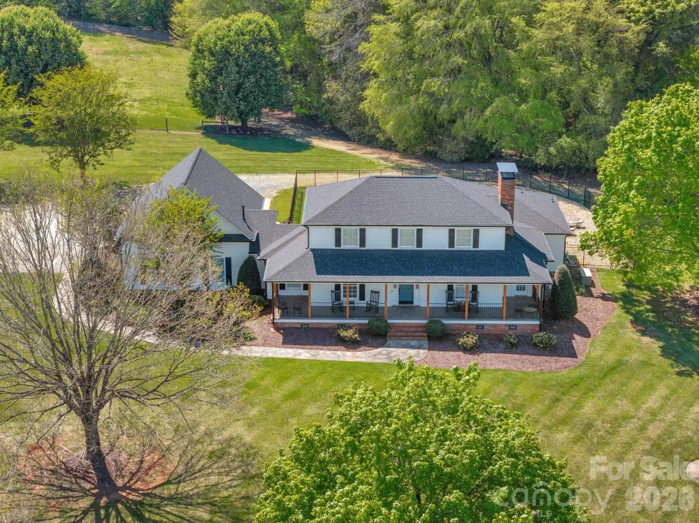 8698 Rocky River Road Harrisburg, NC 28075