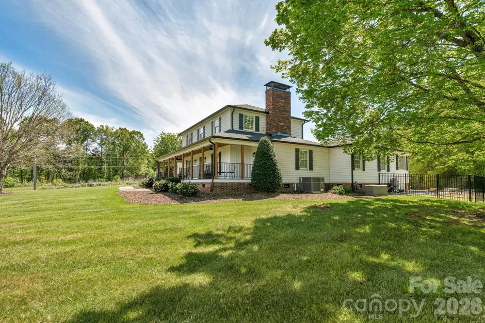 8698 Rocky River Road Harrisburg, NC 28075