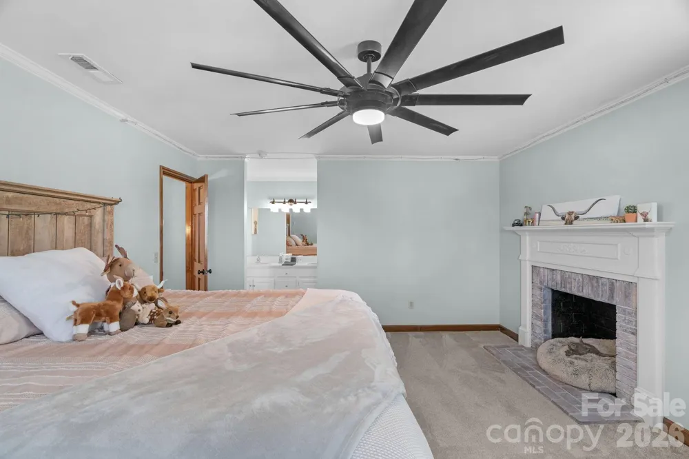 8698 Rocky River Road Harrisburg, NC 28075