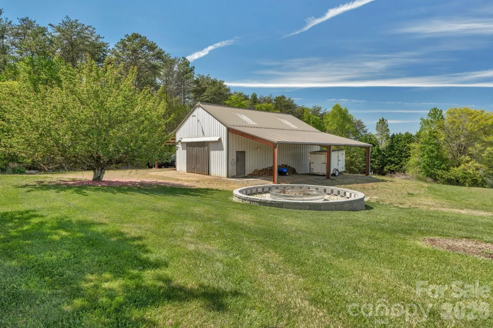 8698 Rocky River Road Harrisburg, NC 28075