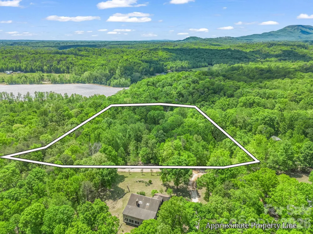206 Westmoreland Trail #8 Tryon, NC 28782