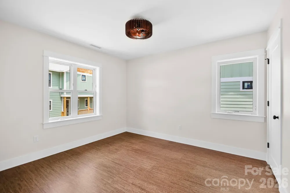 25 Fireside Drive Asheville, NC 28806