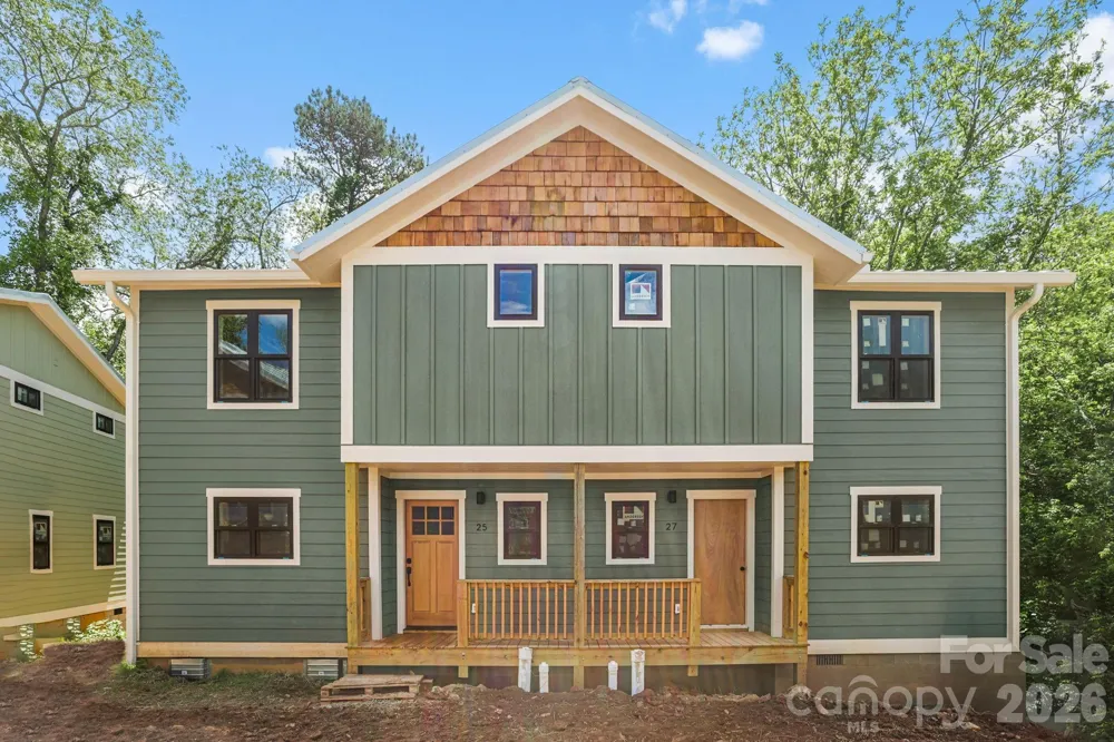 25 Fireside Drive Asheville, NC 28806