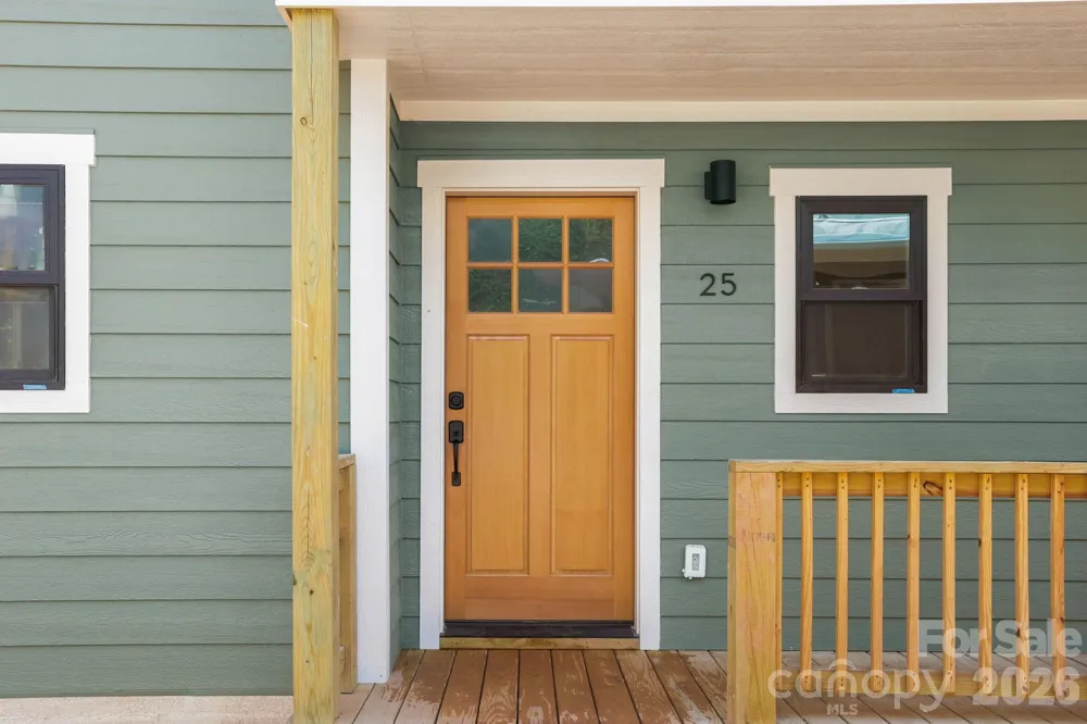 25 Fireside Drive Asheville, NC 28806